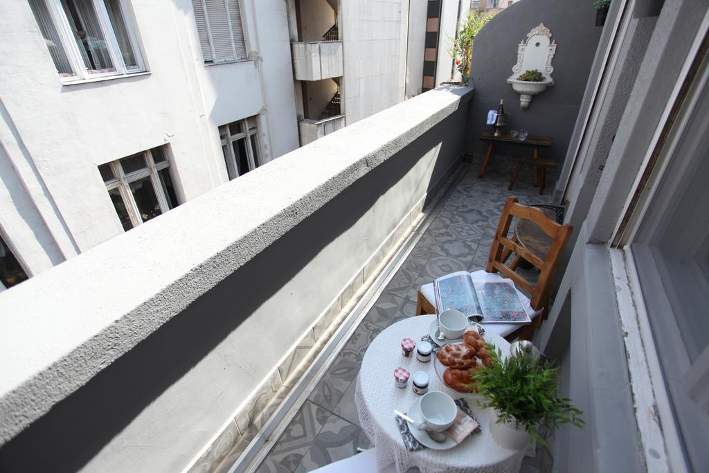 D.Five Neo-Baroque Apartment With Terrace Budapeszt Zewnętrze zdjęcie