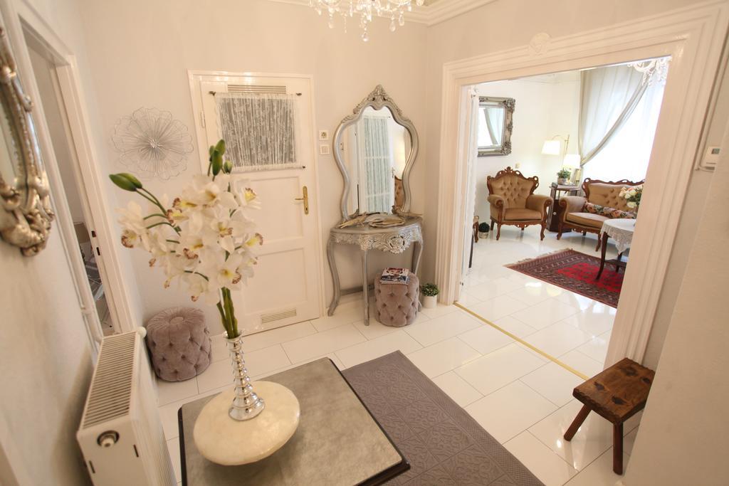 D.Five Neo-Baroque Apartment With Terrace Budapeszt Zewnętrze zdjęcie